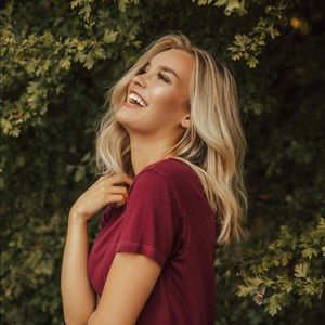 Meet your Posher, Maxine